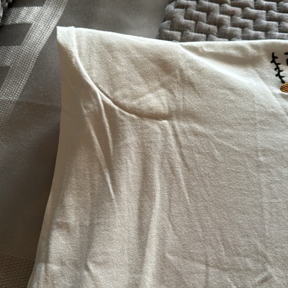 FARM Rio NWT oversized Tee-Shirt with embroidered message and shoulder Pads. - Picture 6 of 11